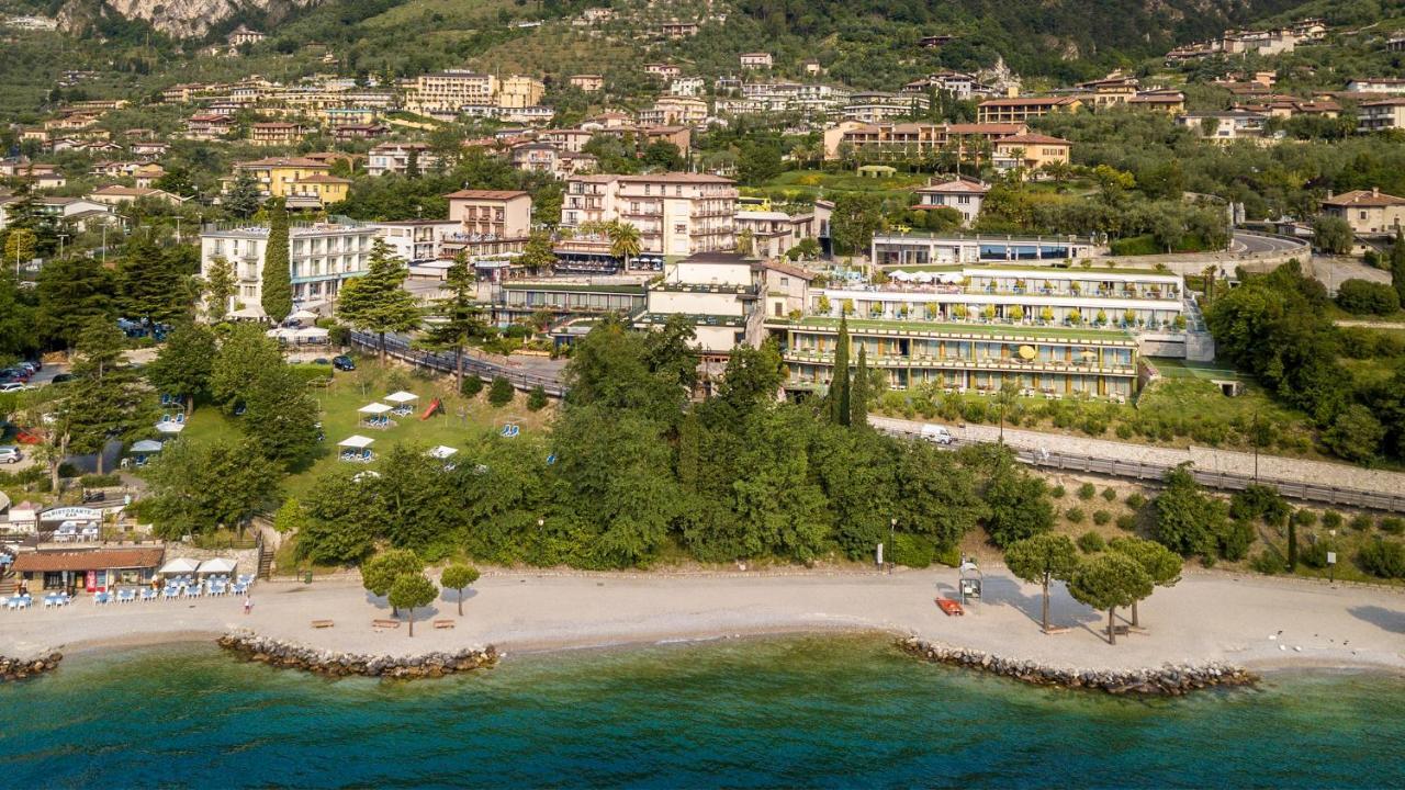 Hotel Sogno Del Benaco Лимоне-суль-Гарда Экстерьер фото