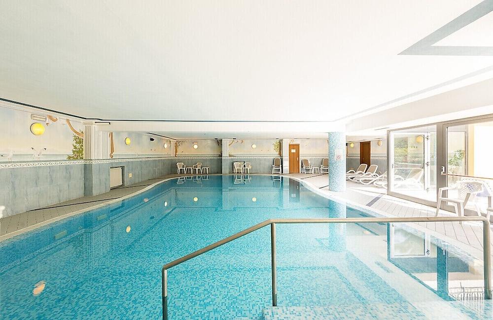 Hotel Sogno Del Benaco Лимоне-суль-Гарда Экстерьер фото