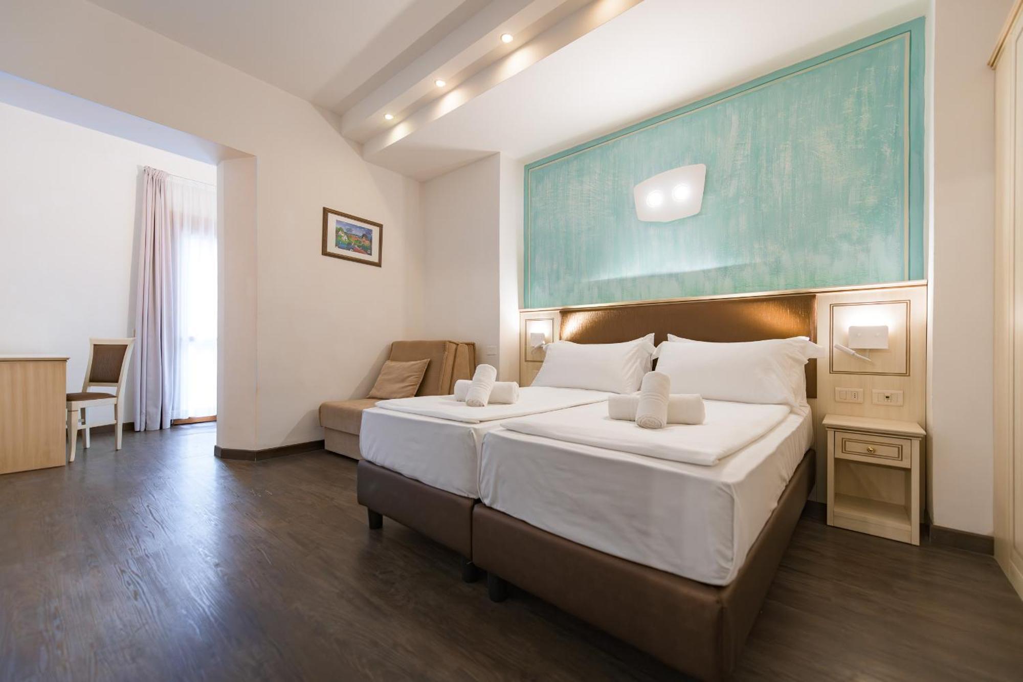 Hotel Sogno Del Benaco Лимоне-суль-Гарда Номер фото