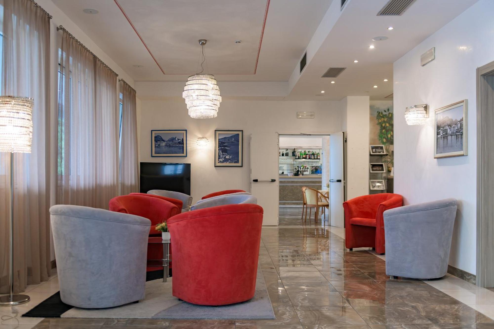 Hotel Sogno Del Benaco Лимоне-суль-Гарда Экстерьер фото